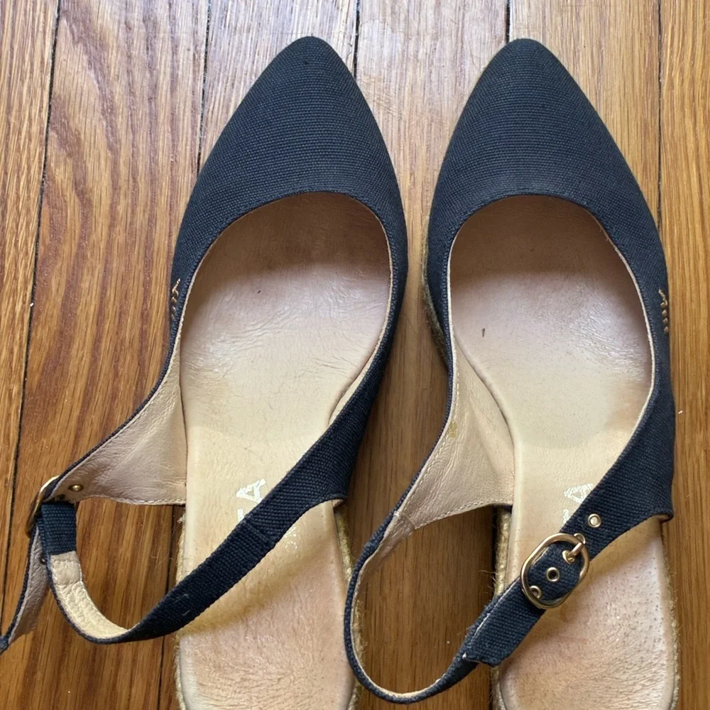 Viscata Palomera Canvas Espadrille Wedges in Navy, Size 8